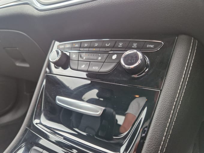 2025 Vauxhall Astra