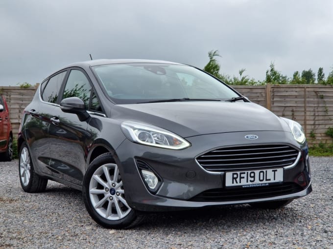 2025 Ford Fiesta