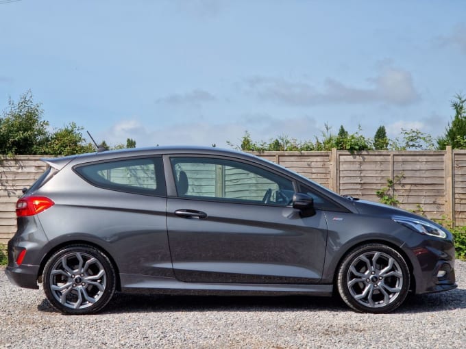 2025 Ford Fiesta