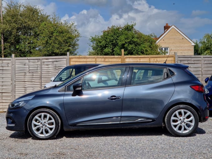 2025 Renault Clio