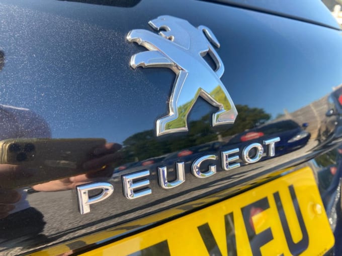 2025 Peugeot 2008