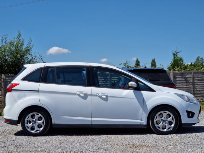2025 Ford Grand C-max
