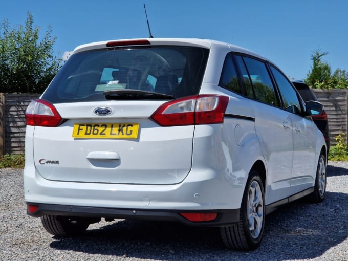 2025 Ford Grand C-max
