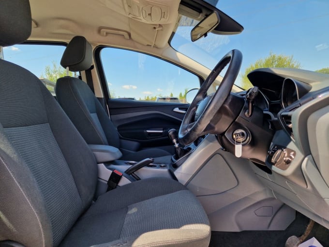 2025 Ford Grand C-max