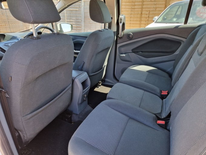 2025 Ford Grand C-max