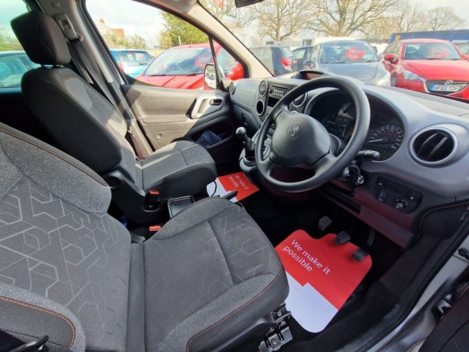 2017 Peugeot Partner