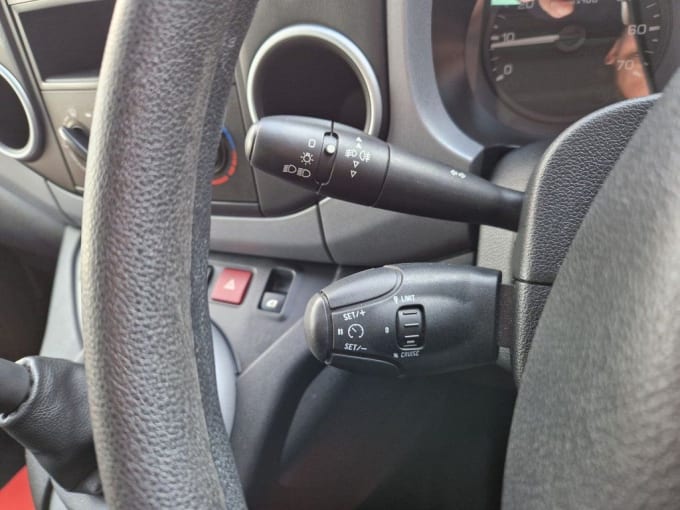 2017 Peugeot Partner