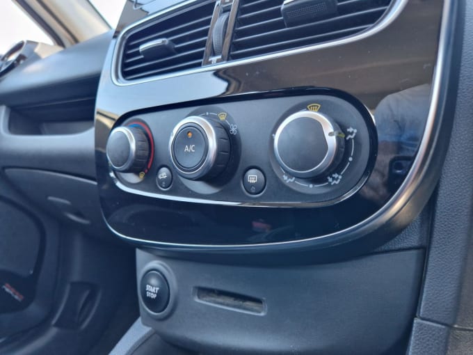2025 Renault Clio