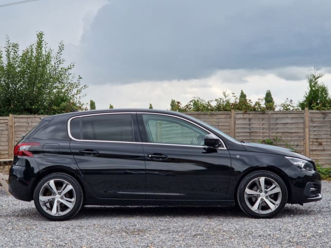 2025 Peugeot 308