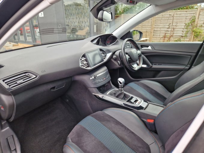 2025 Peugeot 308