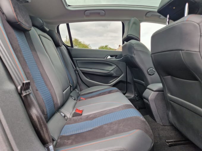 2025 Peugeot 308