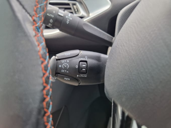 2025 Peugeot 308