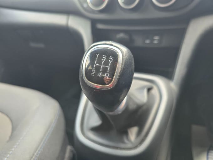 2025 Hyundai I10