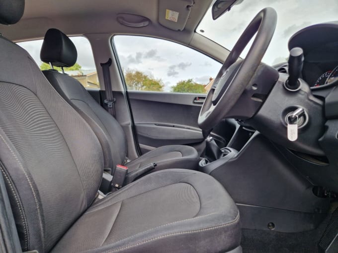 2025 Hyundai I10