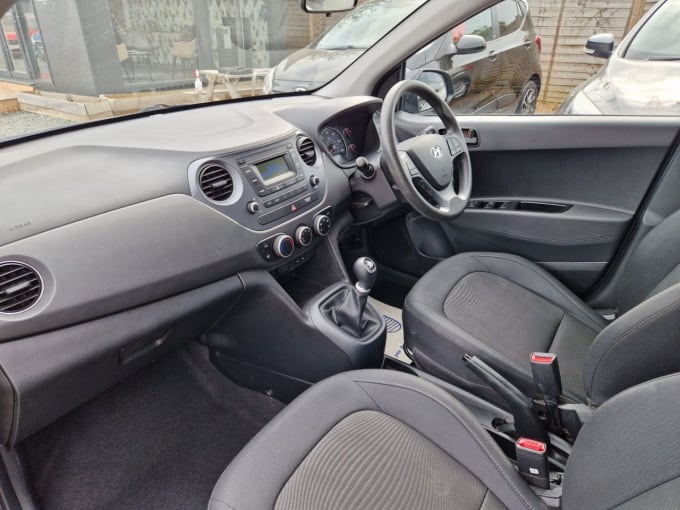 2025 Hyundai I10