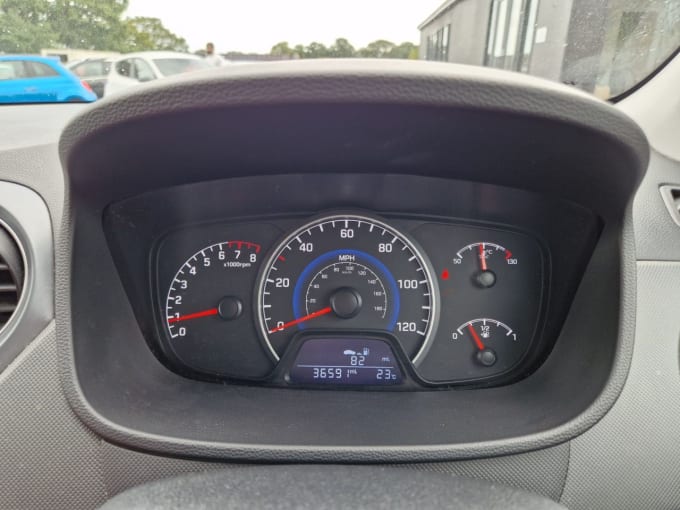 2025 Hyundai I10