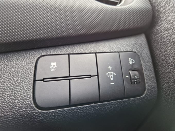 2025 Hyundai I10