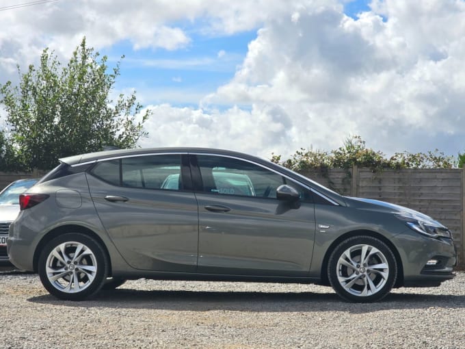 2025 Vauxhall Astra