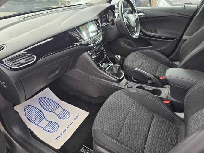 2025 Vauxhall Astra