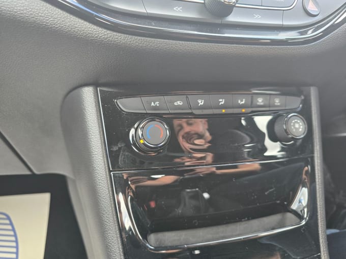 2025 Vauxhall Astra