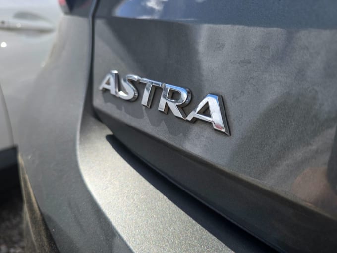 2025 Vauxhall Astra