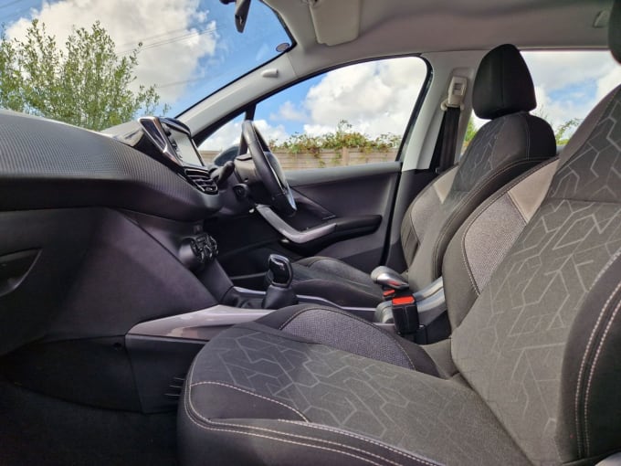 2025 Peugeot 2008