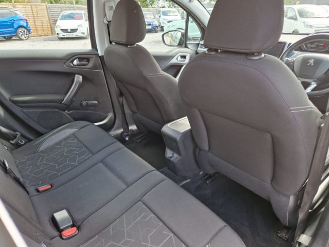 2025 Peugeot 2008