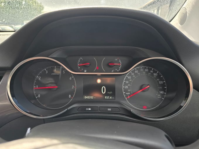 2025 Vauxhall Crossland X