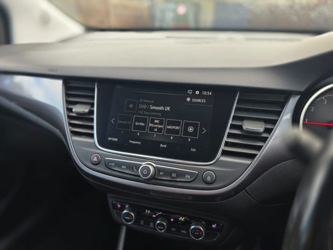 2025 Vauxhall Crossland X