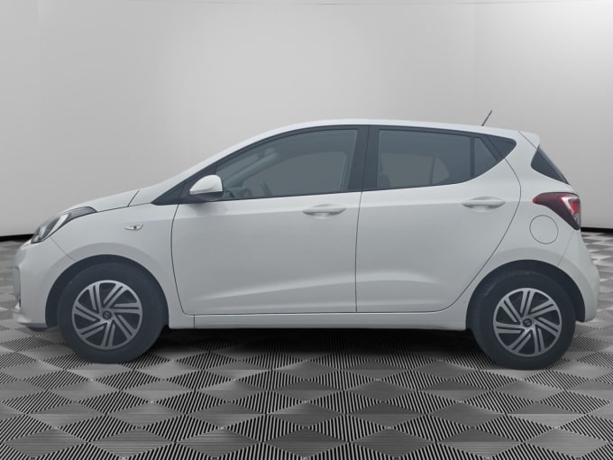 2025 Hyundai I10