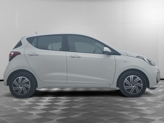 2025 Hyundai I10
