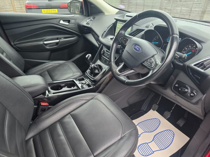 2025 Ford Kuga