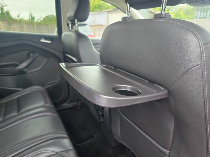 2025 Ford Kuga