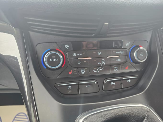 2025 Ford Kuga