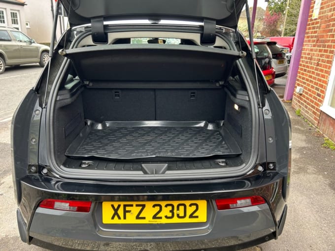 2025 BMW I3