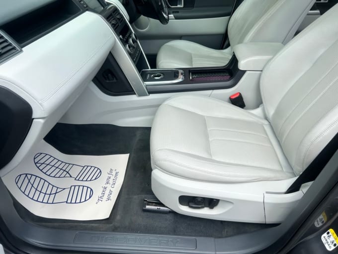 2025 Land Rover Discovery Sport