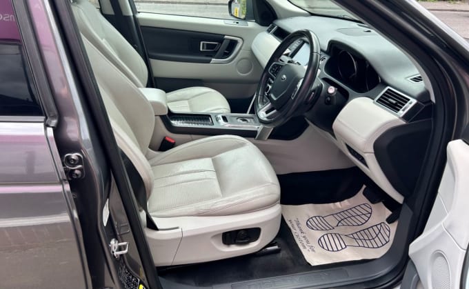 2025 Land Rover Discovery Sport