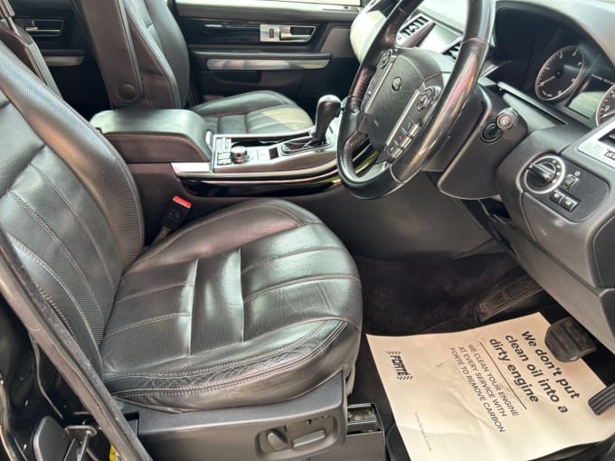 2025 Land Rover Range Rover Sport