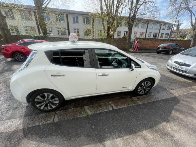 2025 Nissan Leaf