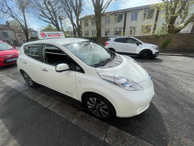 2025 Nissan Leaf