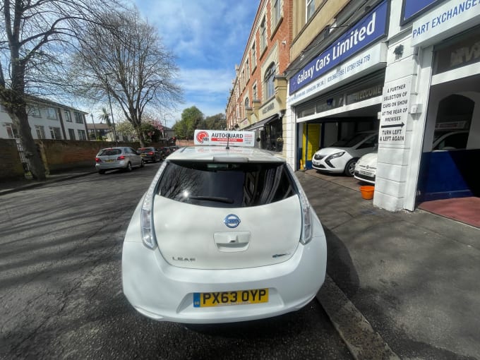 2025 Nissan Leaf