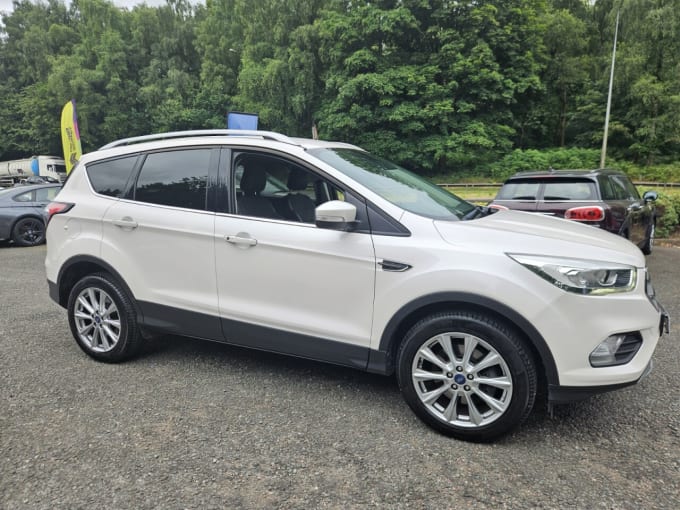 2025 Ford Kuga