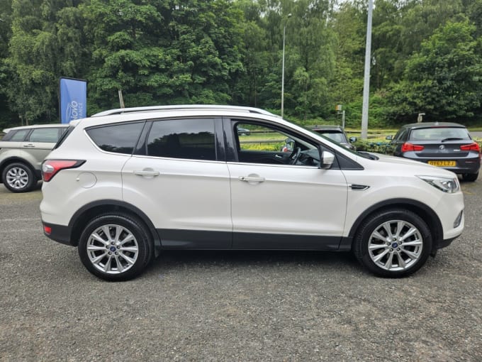 2025 Ford Kuga