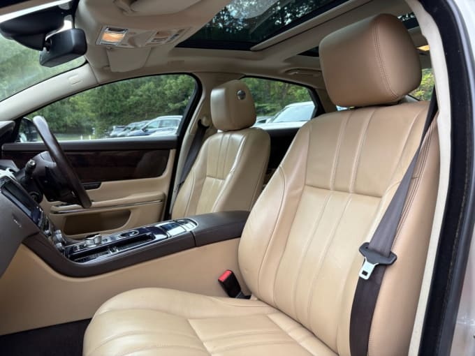 2011 Jaguar Xj