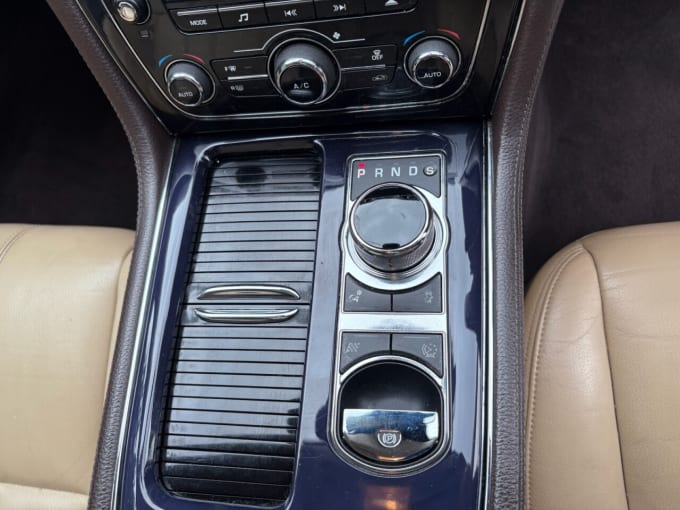 2011 Jaguar Xj