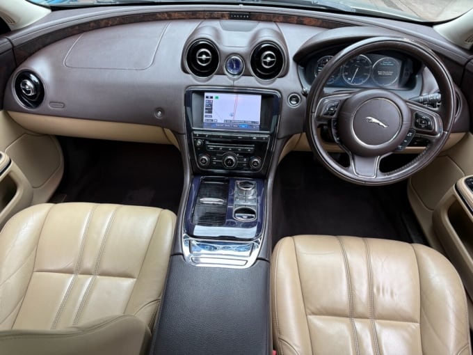 2011 Jaguar Xj
