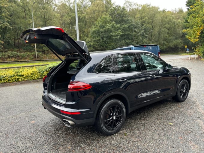 2024 Porsche Cayenne