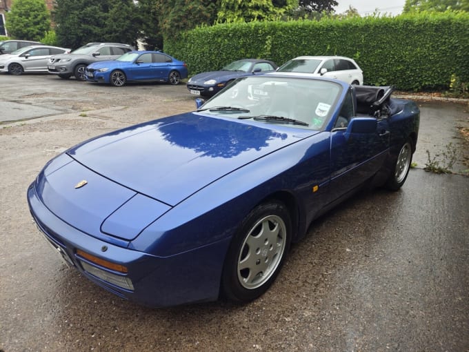 2025 Porsche 944