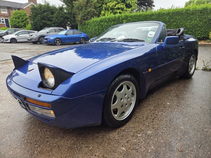 2025 Porsche 944
