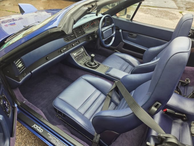 2025 Porsche 944